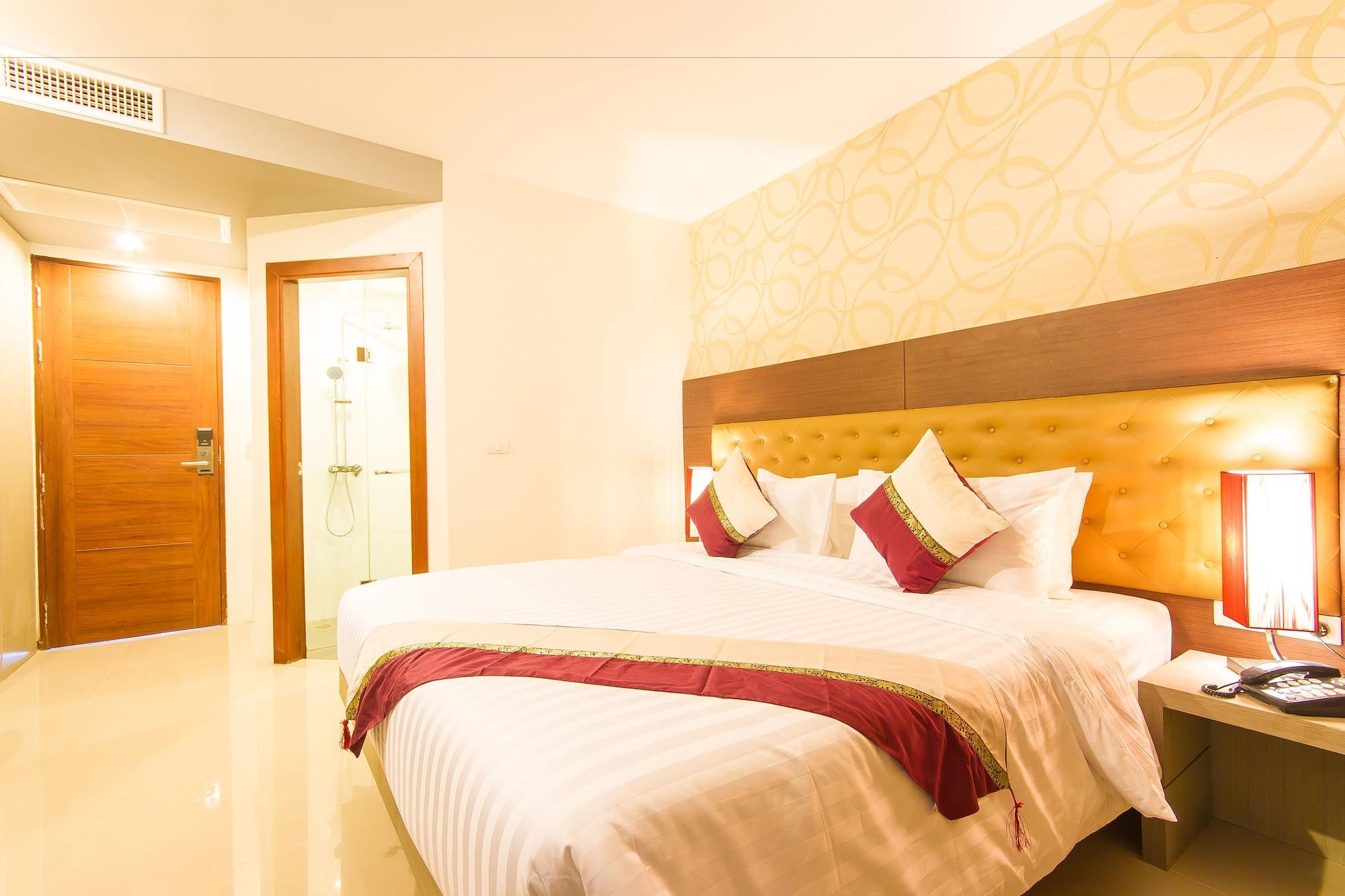 Hemingways Silk Hotel Patong Экстерьер фото