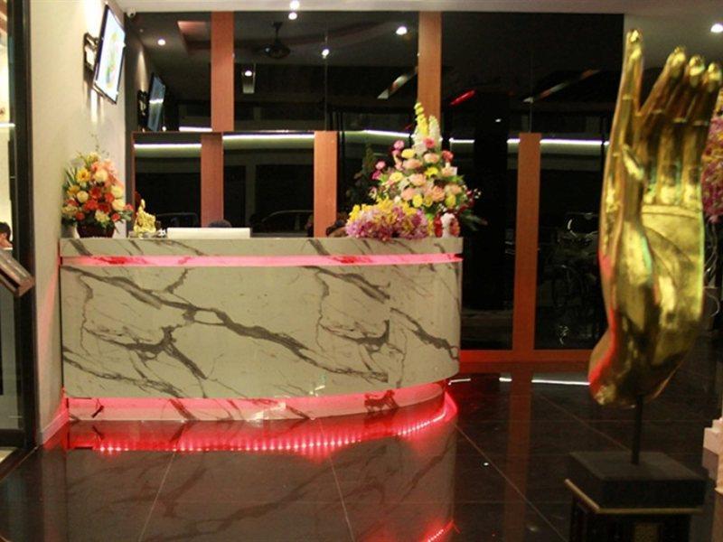 Hemingways Silk Hotel Patong Экстерьер фото