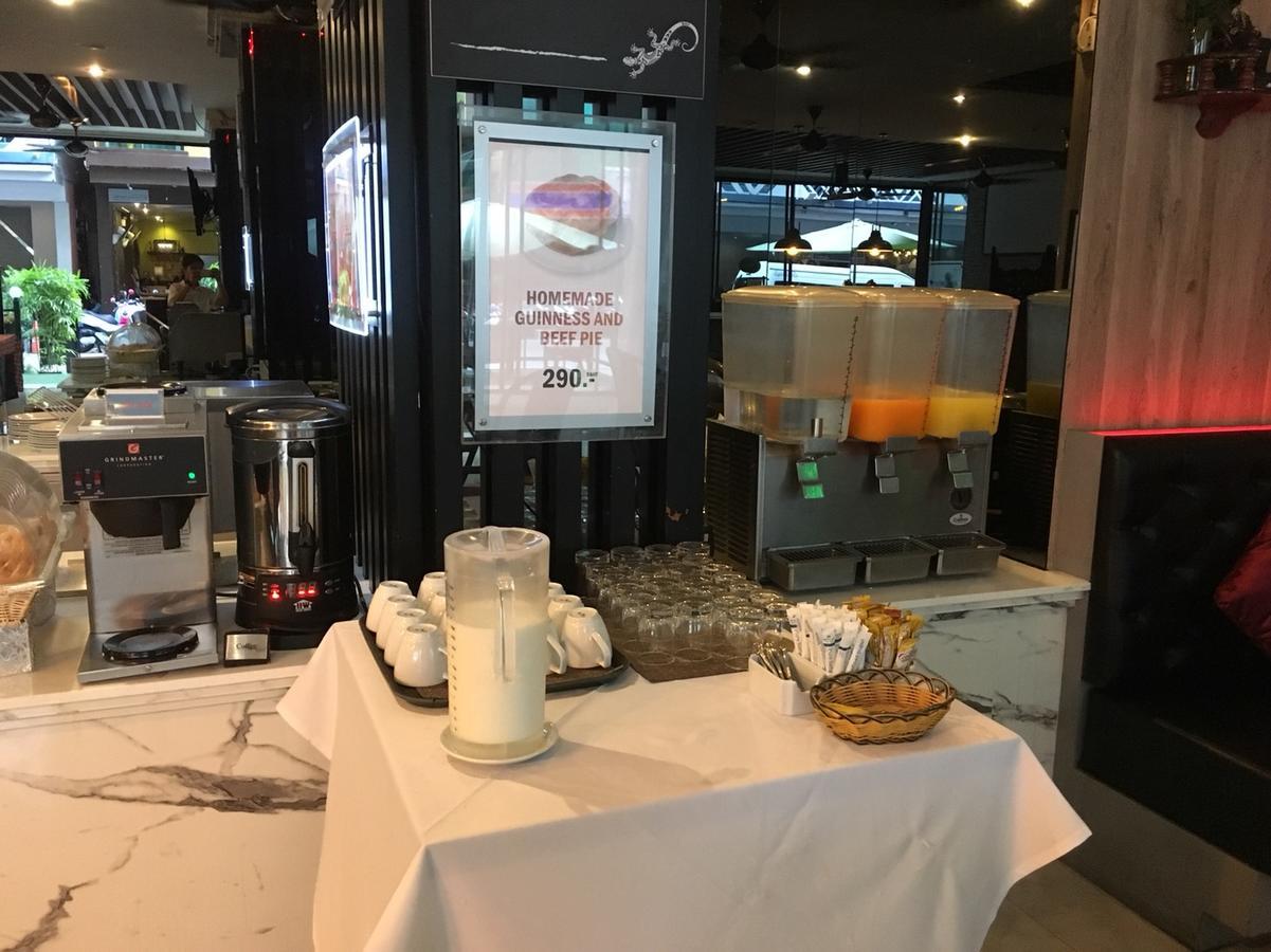 Hemingways Silk Hotel Patong Экстерьер фото
