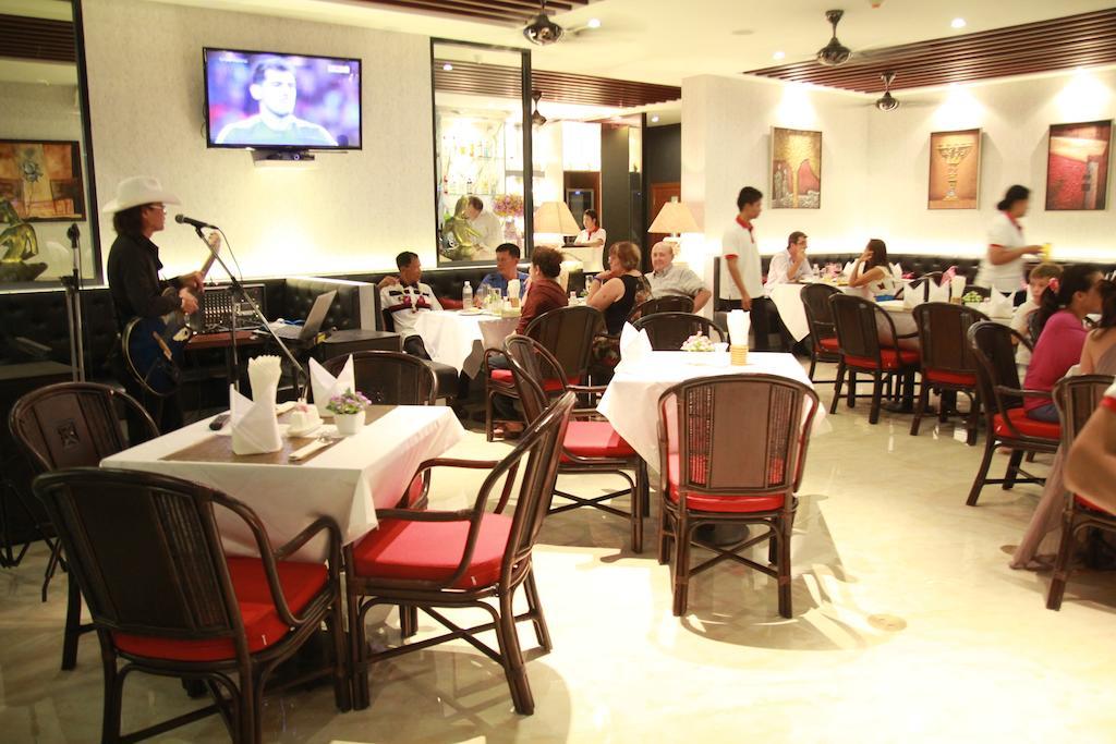 Hemingways Silk Hotel Patong Экстерьер фото