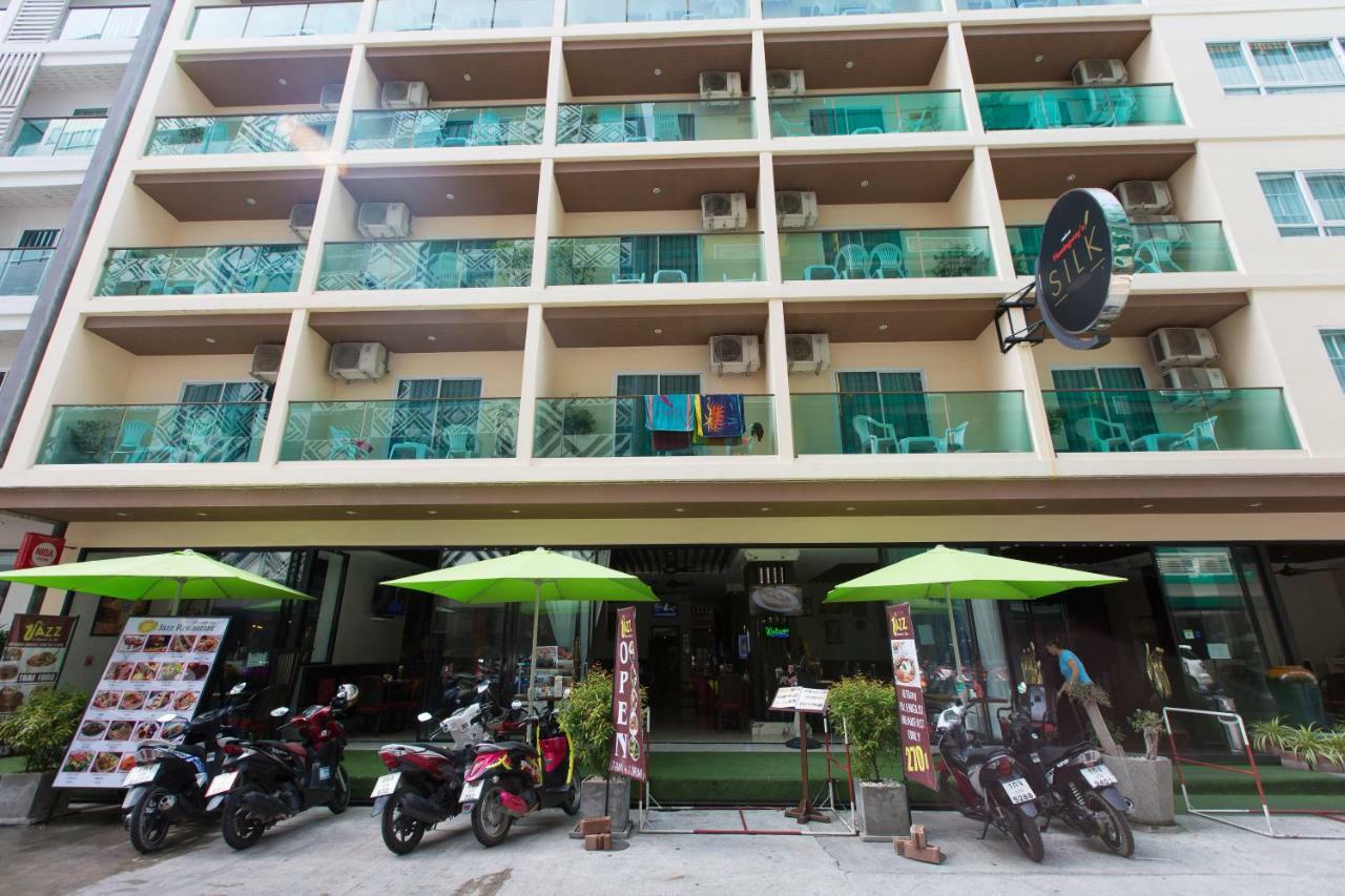 Hemingways Silk Hotel Patong Экстерьер фото