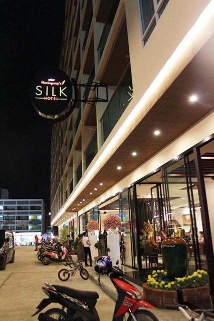 Hemingways Silk Hotel Patong Экстерьер фото